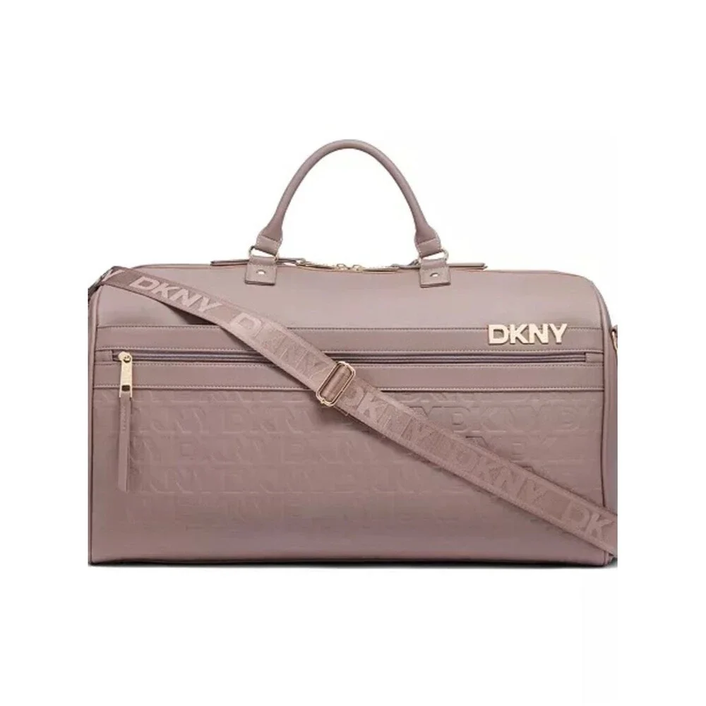 DKNY Clean Cut 21